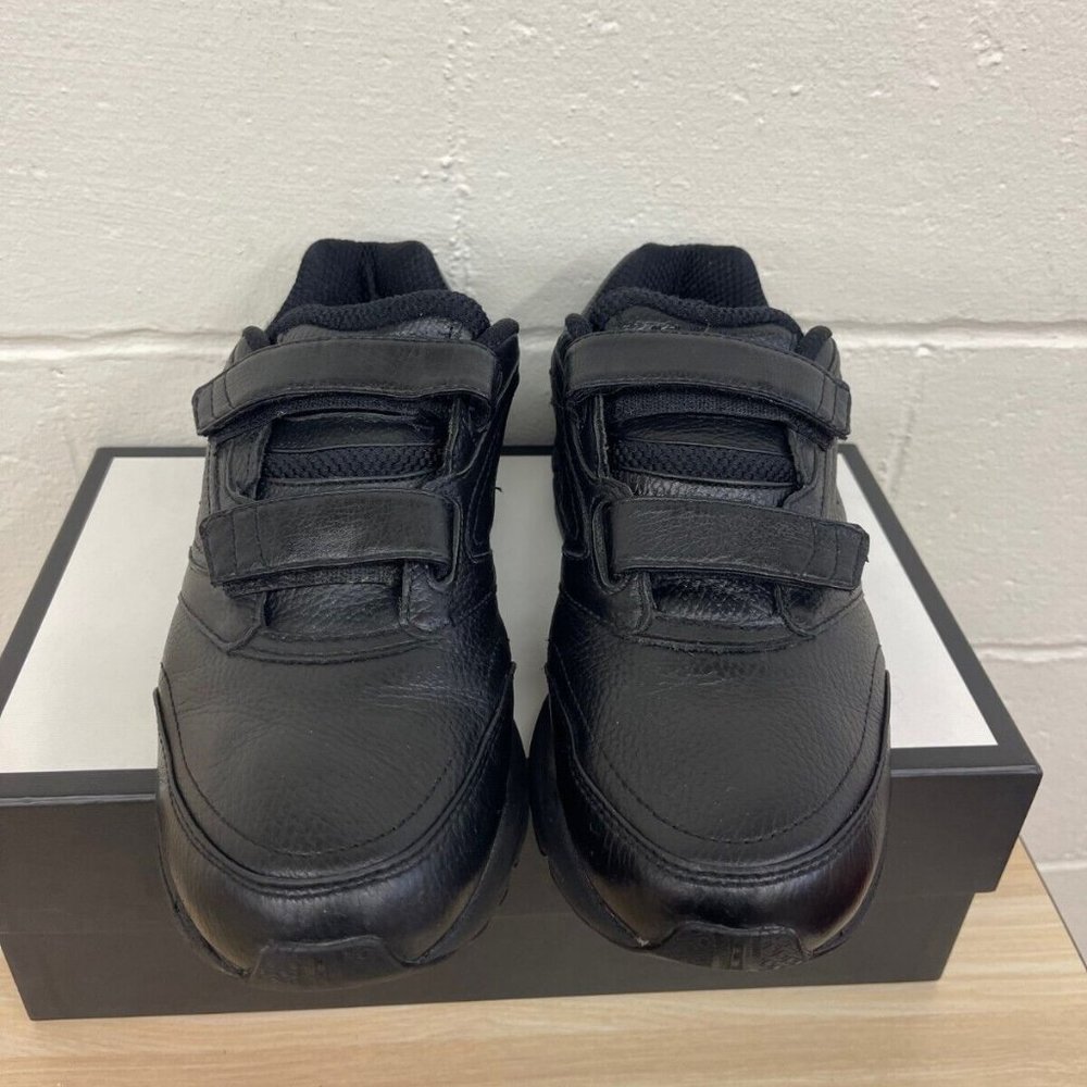 Brooks Addiction Walker V-Strap Black Leather Sneaker Womens Sz 11 2E Extra Wide
